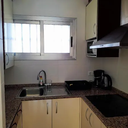 Glamour Alhambra: Seaside With Pool And Parking Apartment *