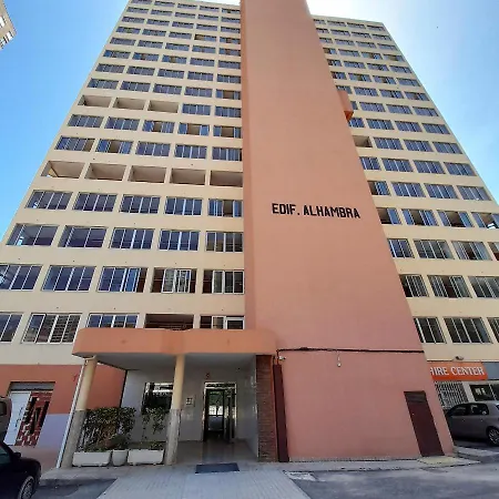 Glamour Alhambra: Seaside With Pool And Parking Apartment *