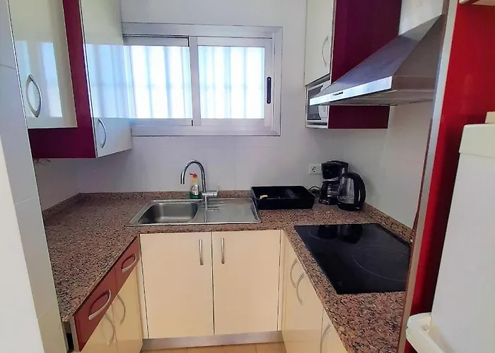Glamour Alhambra Rincon De Loix Benidorm-sea View-free Parking, Wi-fi, Pool, New Air Conditioning דירה בנידורם